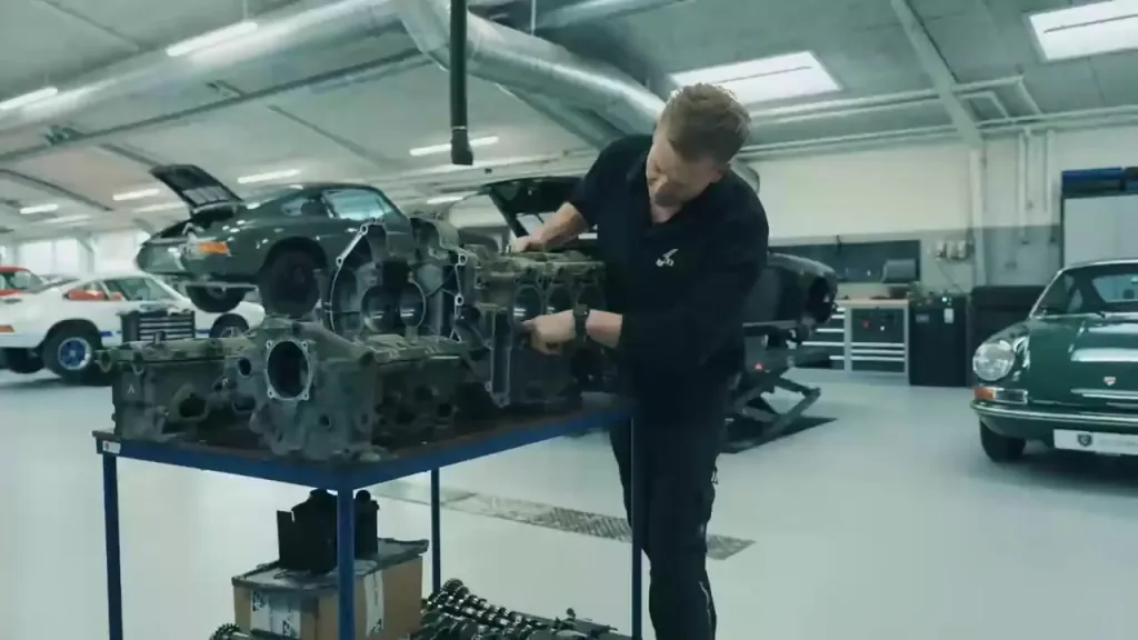 Hvad kan ligge bag cylinderscoring?